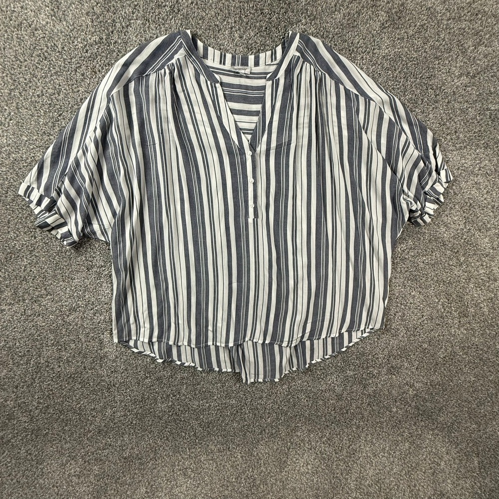 Avenue Women 26/28 Plus Size Striped Viscose Blouse Navy Blue White V-Neck Top